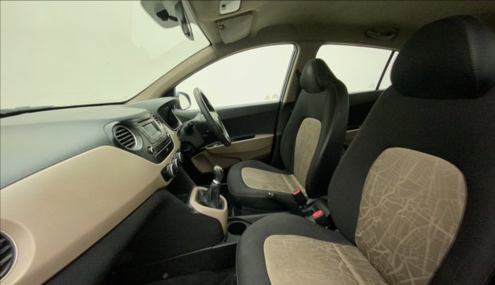 2014 Hyundai Grand i10 SPORTZ 1.2 KAPPA VTVT, Petrol, Manual, 1,25,070 km, Right Side Front Door Cabin