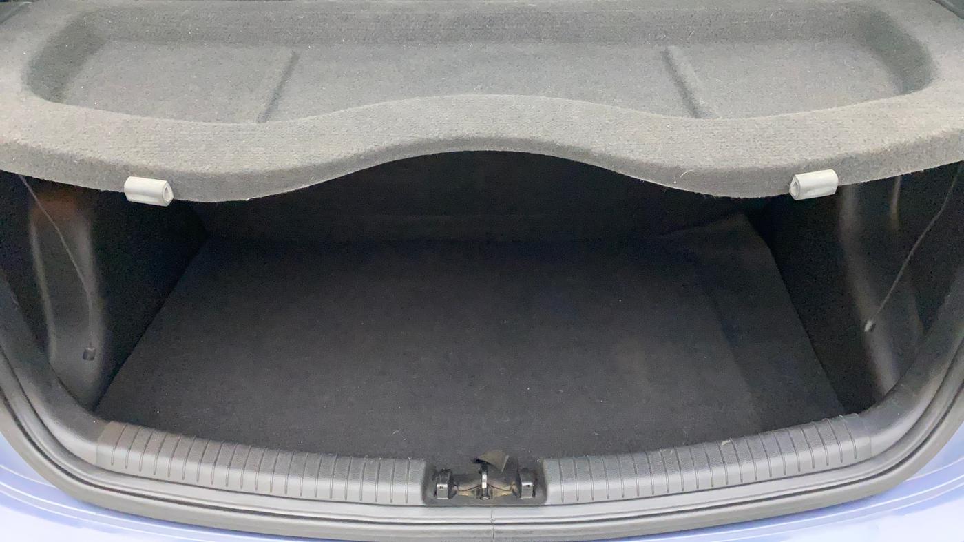 2014 Hyundai Grand i10 SPORTZ 1.2 KAPPA VTVT, Petrol, Manual, 1,25,070 km, Boot Inside