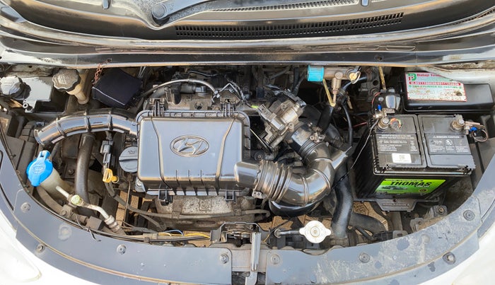 2013 Hyundai i10 MAGNA 1.1, CNG, Manual, 80,438 km, Engine View
