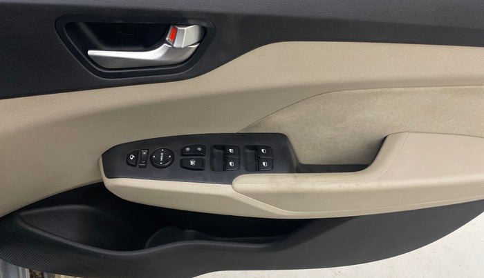 2020 Hyundai Verna SX 1.5 VTVT, Petrol, Manual, 41,861 km, Driver Side Door Panels Control