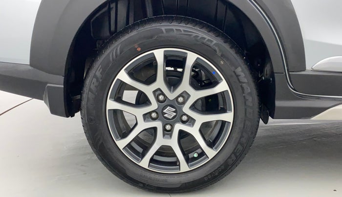 2022 Maruti XL6 ALPHA PLUS MT, Petrol, Manual, 16,422 km, Right Rear Wheel
