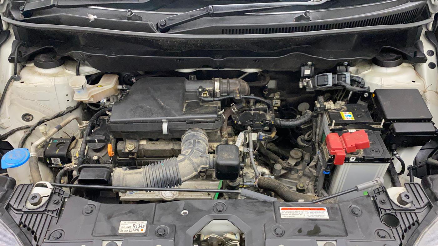 2022 Maruti XL6 ALPHA PLUS MT, Petrol, Manual, 16,422 km, Open Bonet