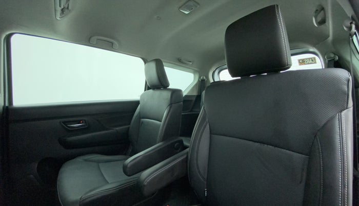 2022 Maruti XL6 ALPHA PLUS MT, Petrol, Manual, 16,422 km, Right Side Rear Door Cabin