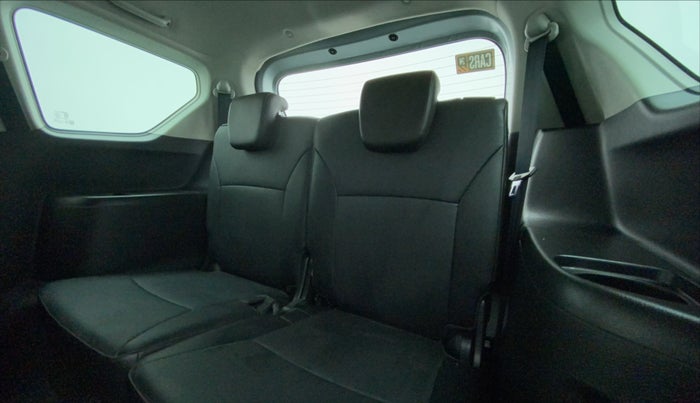 2022 Maruti XL6 ALPHA PLUS MT, Petrol, Manual, 16,422 km, Third Seat Row ( optional )