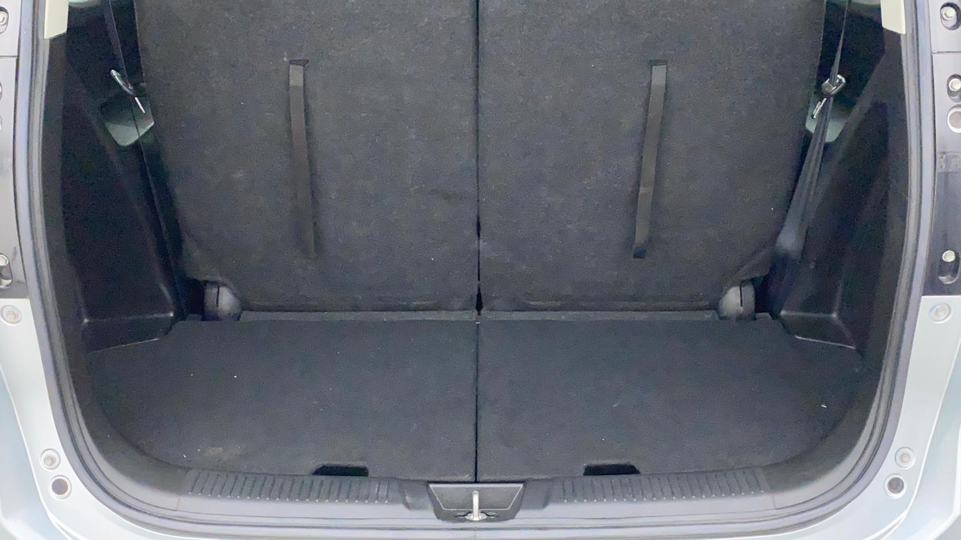 2022 Maruti XL6 ALPHA PLUS MT, Petrol, Manual, 16,422 km, Boot Inside