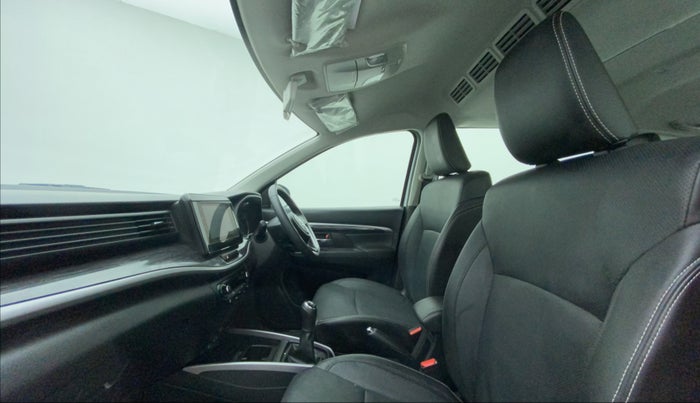 2022 Maruti XL6 ALPHA PLUS MT, Petrol, Manual, 16,422 km, Right Side Front Door Cabin