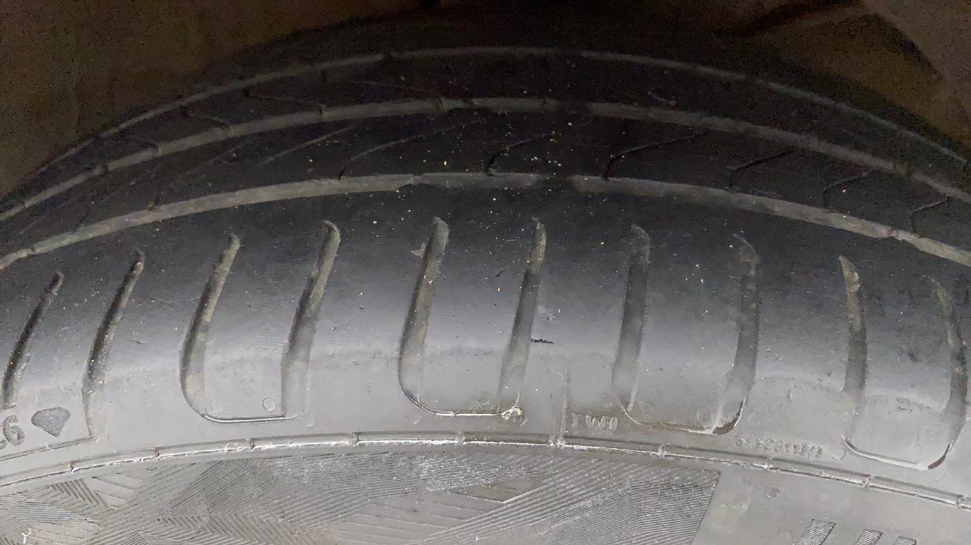 2017 Maruti Baleno RS 1.0 PETROL, Petrol, Manual, 93,971 km, Right Front Tyre Tread