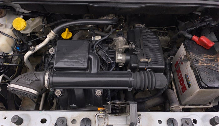 2021 Renault TRIBER RXZ DUAL TONE, Petrol, Manual, 44,431 km, Engine View