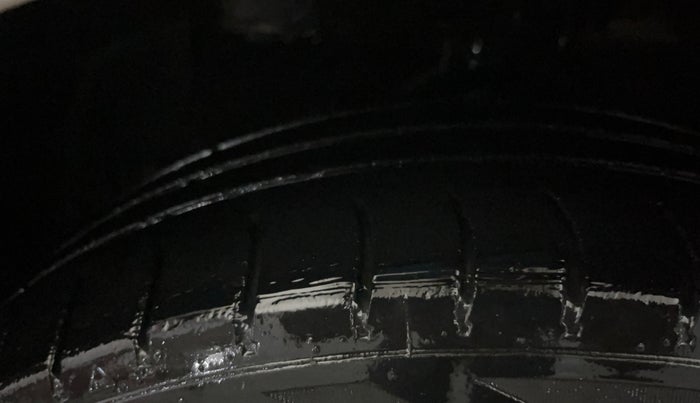 2014 Hyundai Grand i10 ASTA 1.2 KAPPA VTVT, Petrol, Manual, 94,310 km, Left Front Tyre Tread