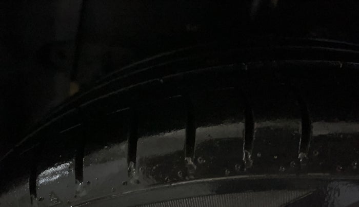 2014 Hyundai Grand i10 ASTA 1.2 KAPPA VTVT, Petrol, Manual, 94,310 km, Right Rear Tyre Tread