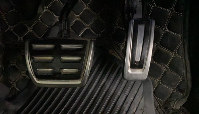 2023 Volkswagen VIRTUS GT PLUS TSI 1.5 EVO DSG, Petrol, Automatic, 31,448 km, Pedals