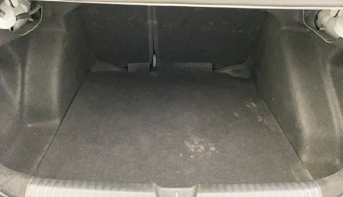 2023 Volkswagen VIRTUS GT PLUS TSI 1.5 EVO DSG, Petrol, Automatic, 31,448 km, Boot Inside