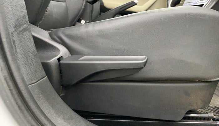 2023 Volkswagen VIRTUS GT PLUS TSI 1.5 EVO DSG, Petrol, Automatic, 31,448 km, Driver Side Adjustment Panel