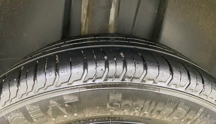 2023 Volkswagen VIRTUS GT PLUS TSI 1.5 EVO DSG, Petrol, Automatic, 31,448 km, Right Rear Tyre Tread