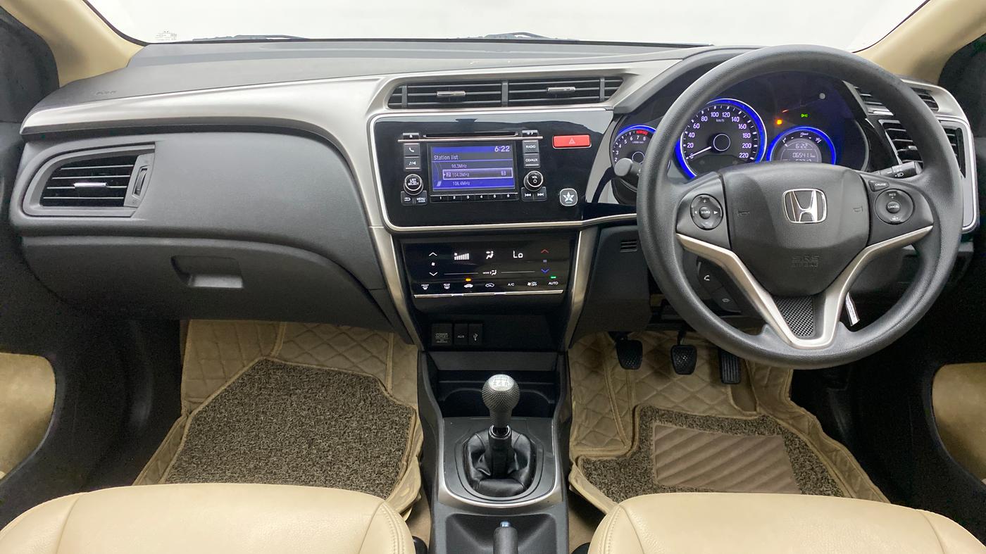 2015 Honda City V MT PETROL, Petrol, Manual, 65,449 km, Dashboard