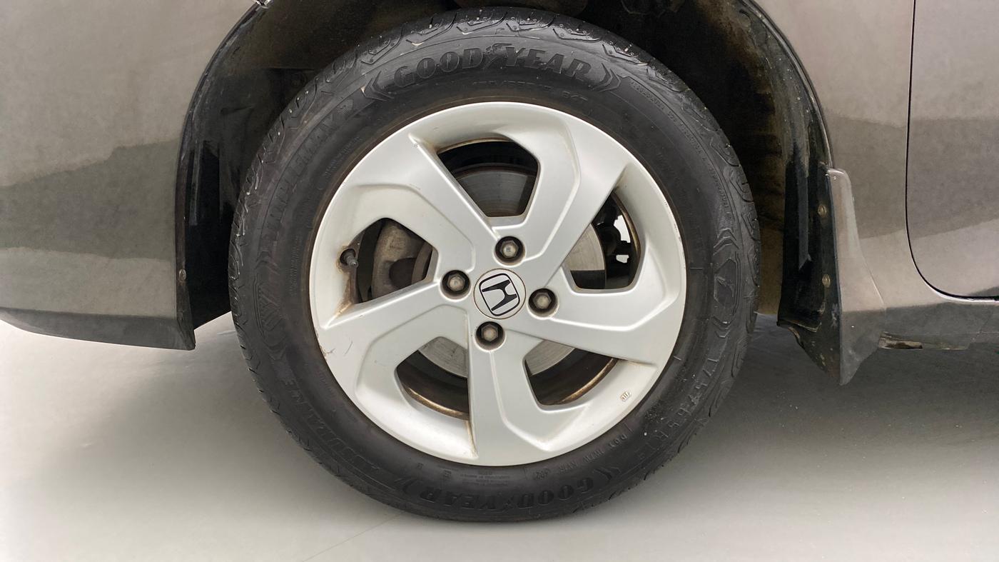 2015 Honda City V MT PETROL, Petrol, Manual, 65,449 km, Left Front Wheel