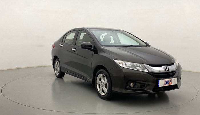 2015 Honda City V MT PETROL, Petrol, Manual, 65,449 km, Right Front Diagonal
