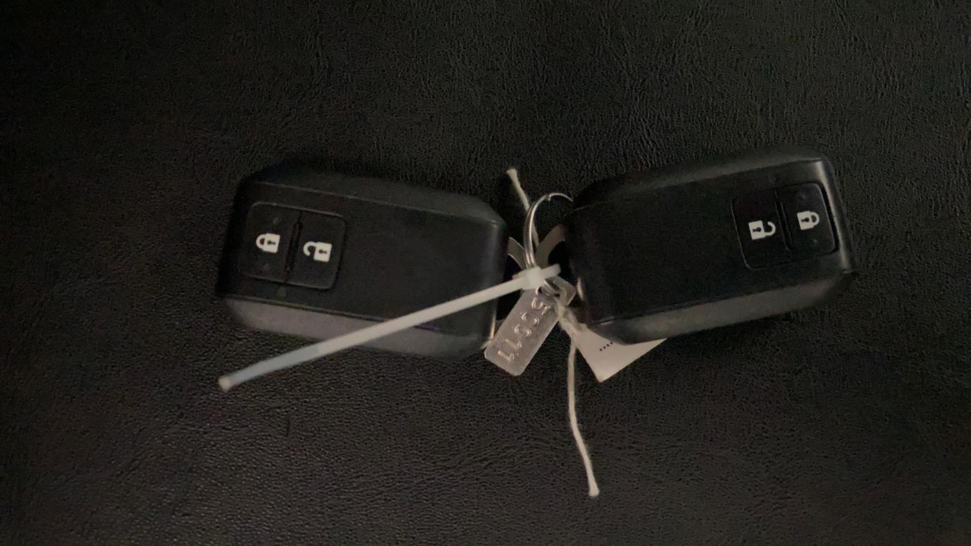 2023 Maruti JIMNY ALPHA ALL GRIP PRO MT, Petrol, Manual, 31,712 km, Key Close Up