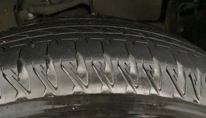 2023 Maruti JIMNY ALPHA ALL GRIP PRO MT, Petrol, Manual, 31,589 km, Right Front Tyre Tread