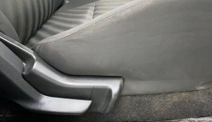 2019 Maruti Swift LXI, Petrol, Manual, 28,543 km, Driver Side Adjustment Panel