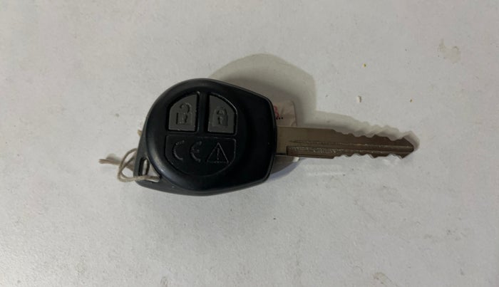 2020 Maruti Swift VXI AMT, Petrol, Automatic, 51,248 km, Key Close Up