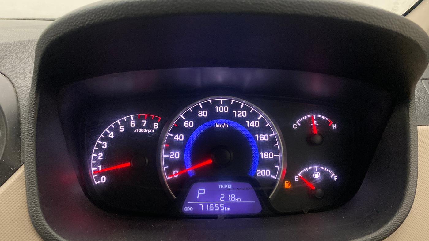 2016 Hyundai Grand i10 MAGNA AT 1.2 KAPPA VTVT, Petrol, Automatic, 71,633 km, Odometer Image