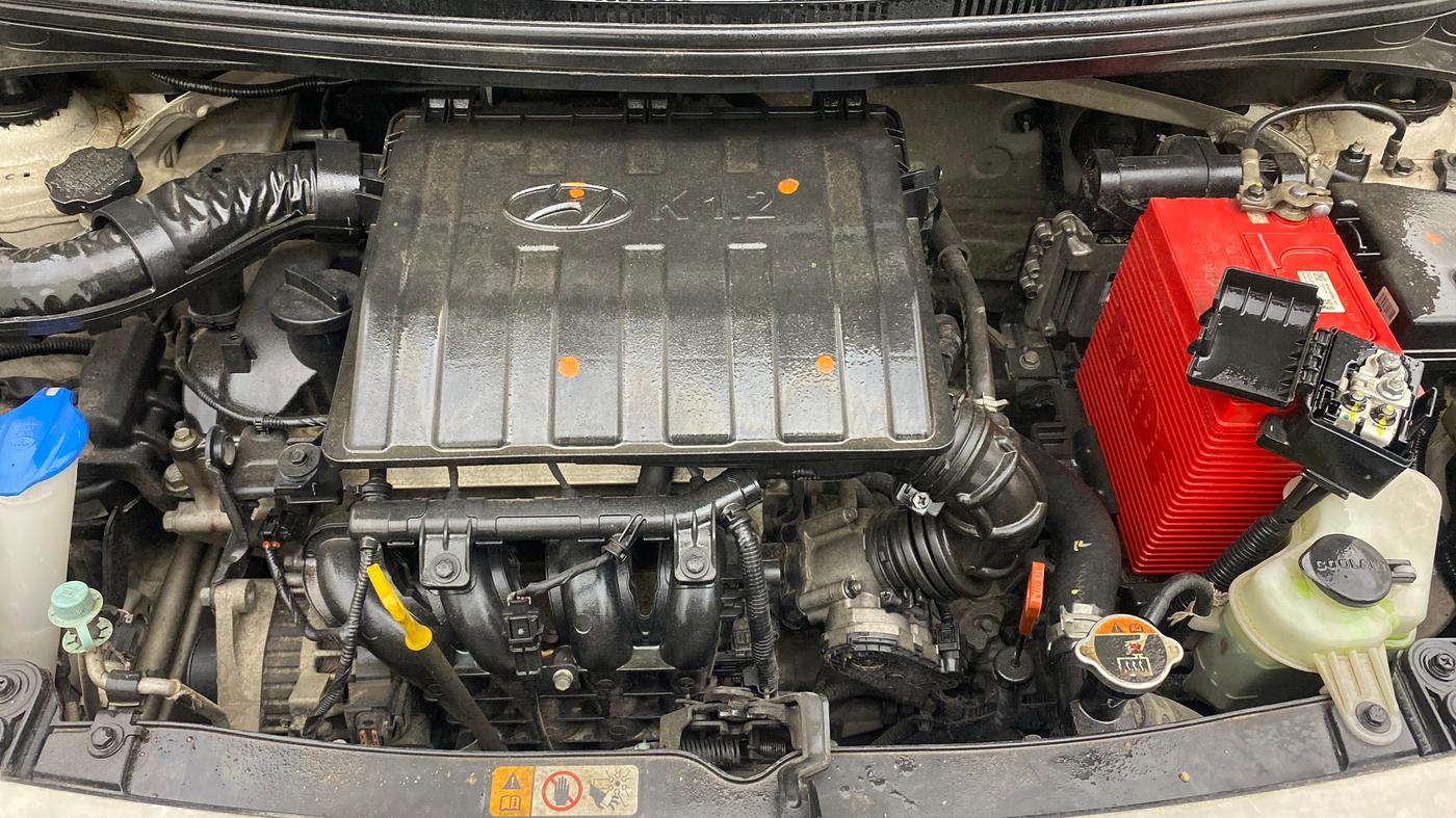 2016 Hyundai Grand i10 MAGNA AT 1.2 KAPPA VTVT, Petrol, Automatic, 71,633 km, Engine View