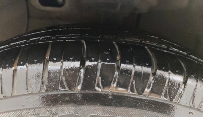 2015 Hyundai Grand i10 ASTA (O) 1.2 KAPPA VTVT, Petrol, Manual, 48,644 km, Left Front Tyre Tread