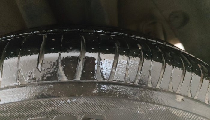 2015 Hyundai Grand i10 ASTA (O) 1.2 KAPPA VTVT, Petrol, Manual, 48,644 km, Left Rear Tyre Tread