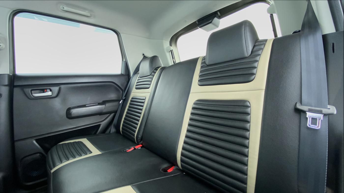 2020 Maruti New Wagon-R ZXI 1.2 old, Petrol, Manual, 23,873 km, Right Side Rear Door Cabin