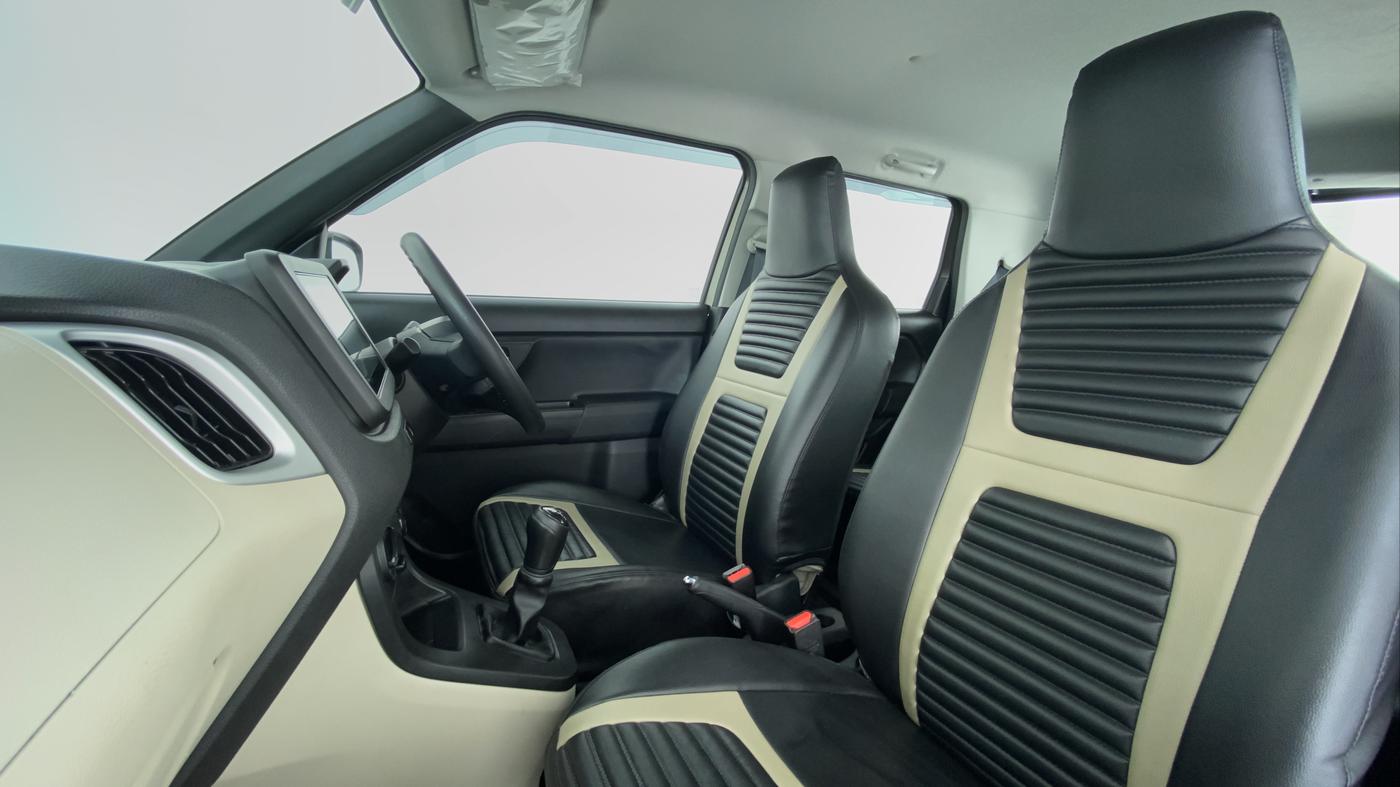 2020 Maruti New Wagon-R ZXI 1.2 old, Petrol, Manual, 23,873 km, Right Side Front Door Cabin