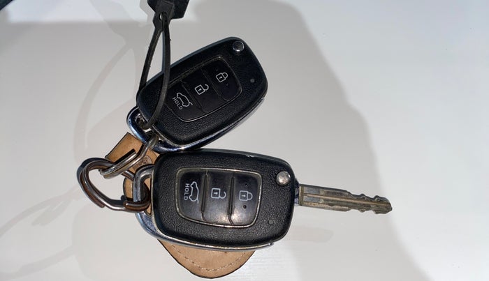 2014 Hyundai Elite i20 SPORTZ 1.2, Petrol, Manual, 77,039 km, Key Close Up