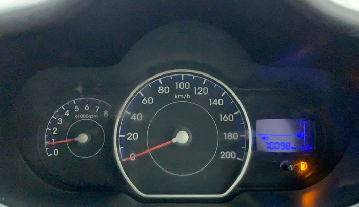 2010 Hyundai i10 MAGNA 1.2, Petrol, Manual, 70,098 km, Odometer Image