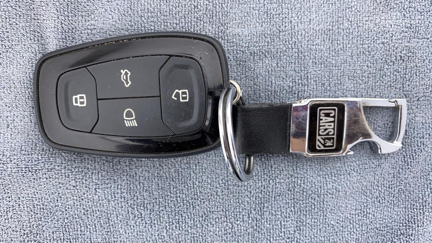 2021 Tata ALTROZ XZ 1.5 RTQ, Diesel, Manual, 23,569 km, Key Close Up