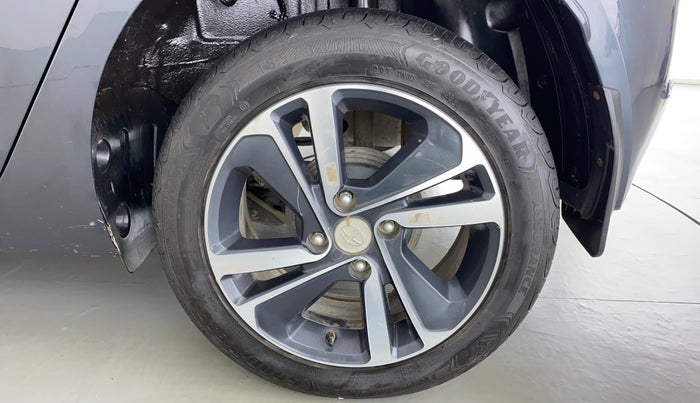 2021 Tata ALTROZ XZ 1.5 RTQ, Diesel, Manual, 23,569 km, Left Rear Wheel