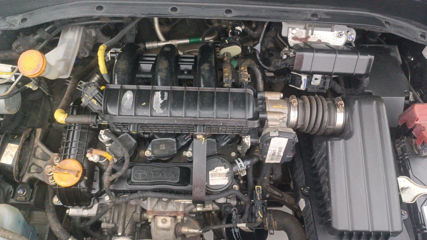 2024 Tata PUNCH PURE MT, Petrol, Manual, 26,139 km, Engine View