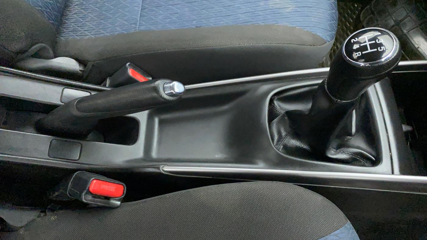 2019 Maruti Baleno DELTA 1.2 K12, Petrol, Manual, 44,262 km, Gear Lever