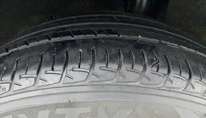 2019 Maruti Baleno DELTA 1.2 K12, Petrol, Manual, 44,262 km, Left Rear Tyre Tread