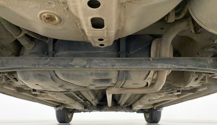 2014 Maruti Swift ZDI, Diesel, Manual, 1,56,169 km, Rear Underbody
