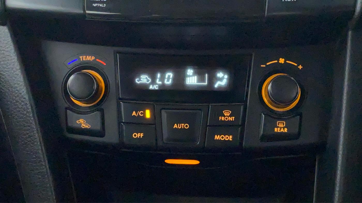 2014 Maruti Swift ZDI, Diesel, Manual, 1,56,169 km, Automatic Climate Control
