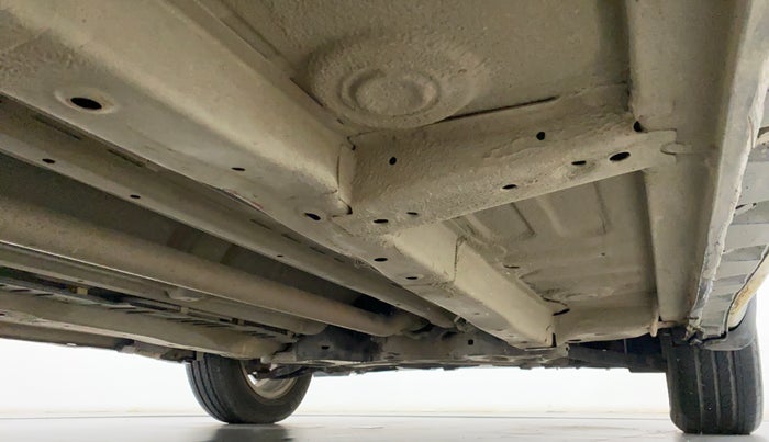 2014 Maruti Swift ZDI, Diesel, Manual, 1,56,169 km, Right Side Underbody