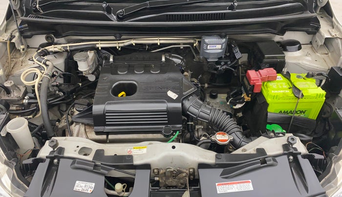 2016 Maruti Celerio VXI AMT, CNG, Automatic, 65,957 km, Engine View