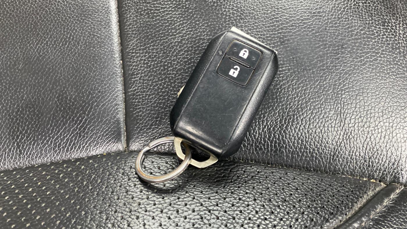2022 Maruti XL6 ALPHA MT, Petrol, Manual, 58,554 km, Key Close Up