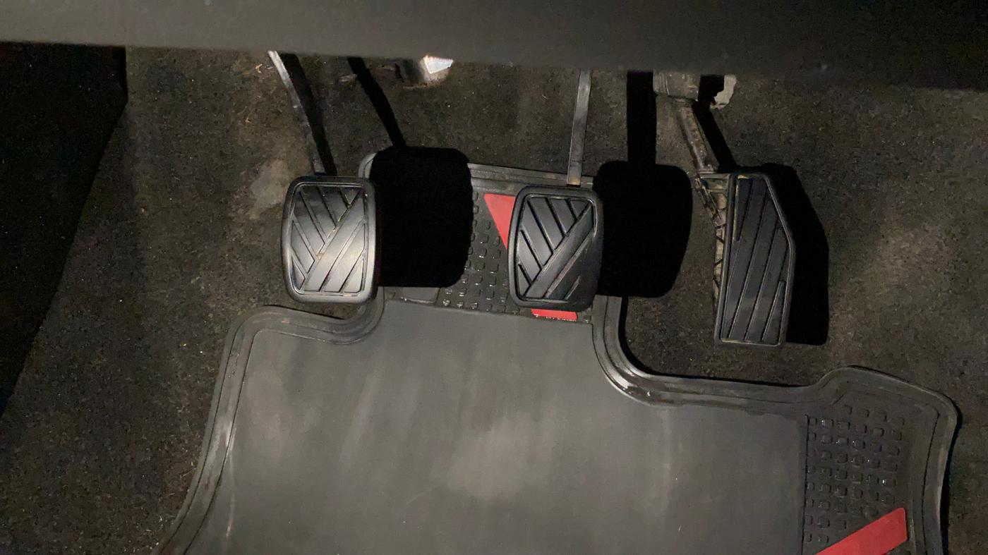 2020 Maruti Swift VXI, Petrol, Manual, 50 km, Pedals