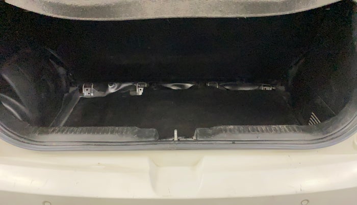 2020 Maruti Swift VXI, Petrol, Manual, 1,18,250 km, Boot Inside