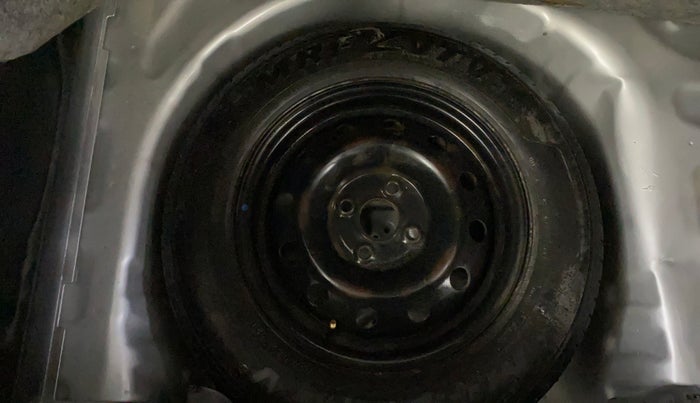 2020 Maruti Swift VXI, Petrol, Manual, 1,18,250 km, Spare Tyre