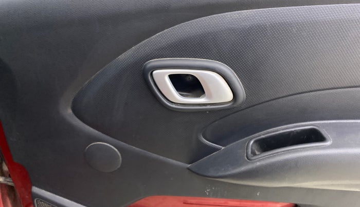 2018 Datsun Redi Go S 1.0 AMT, Petrol, Automatic, 38,684 km, Driver Side Door Panels Control