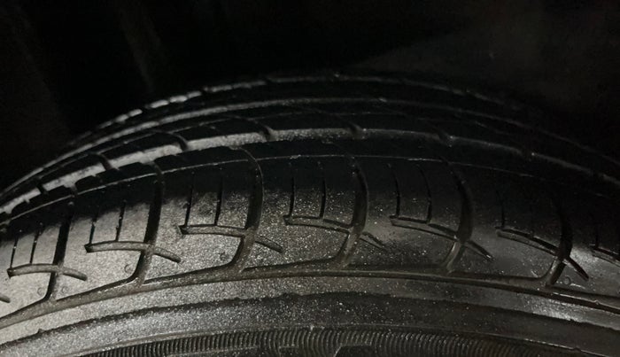 2020 Skoda Rapid AMBITION AT TSI, Petrol, Automatic, 22,310 km, Right Rear Tyre Tread