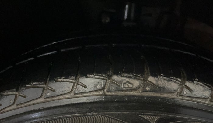 2020 Skoda Rapid AMBITION AT TSI, Petrol, Automatic, 22,310 km, Left Front Tyre Tread