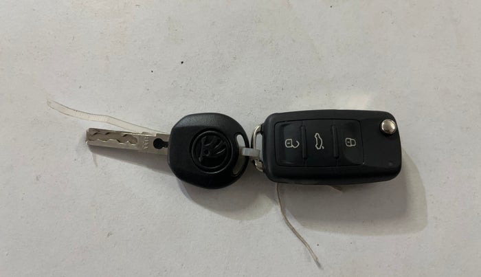 2020 Skoda Rapid AMBITION AT TSI, Petrol, Automatic, 22,310 km, Key Close Up